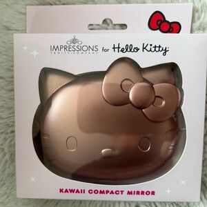 NIB Hello Kitty Kawaii Compact Mirror with Light Perfect Gift